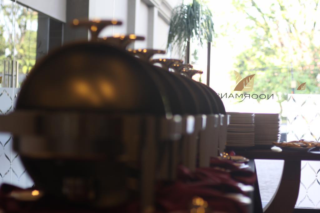 Noormans Hotel 3*